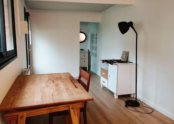 Independante Avec Sdb Sur Jardin, Au Calme Apartmán